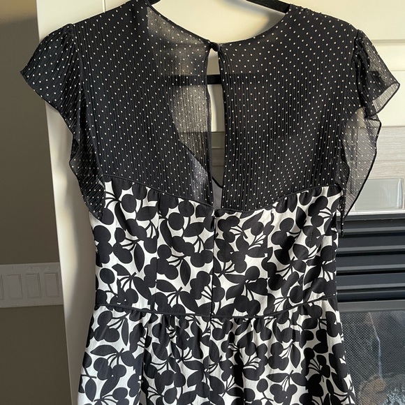 Nanette Lepore sweetheart neckline blouse - Picture 3 of 3